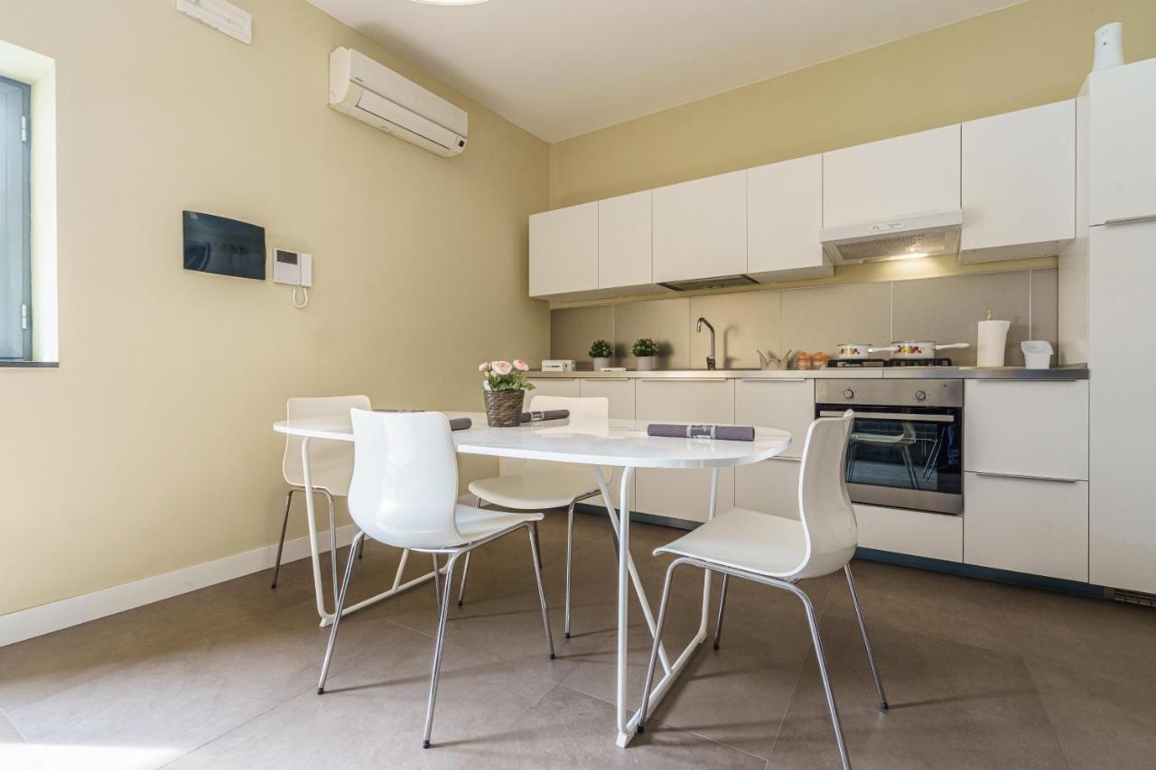 Holiday In Archimede Apartment *