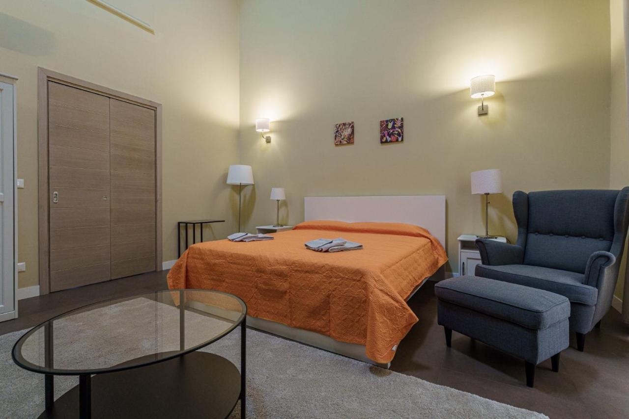 Holiday In Archimede Apartment CTA