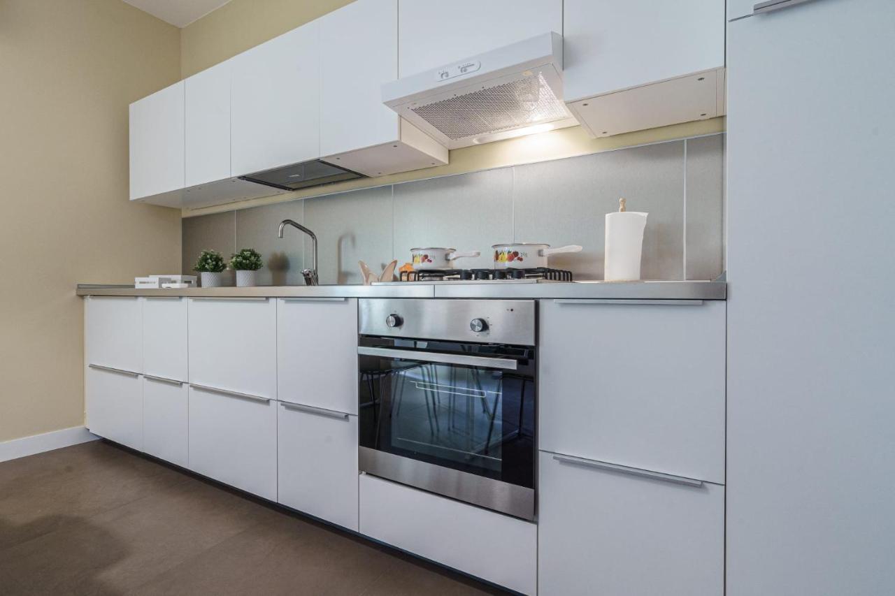 Holiday In Archimede Apartment